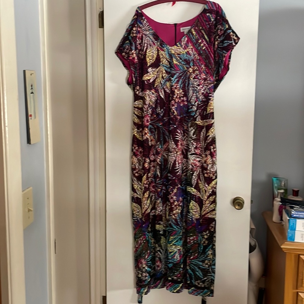 Avenue size 26/28 multicolor dress